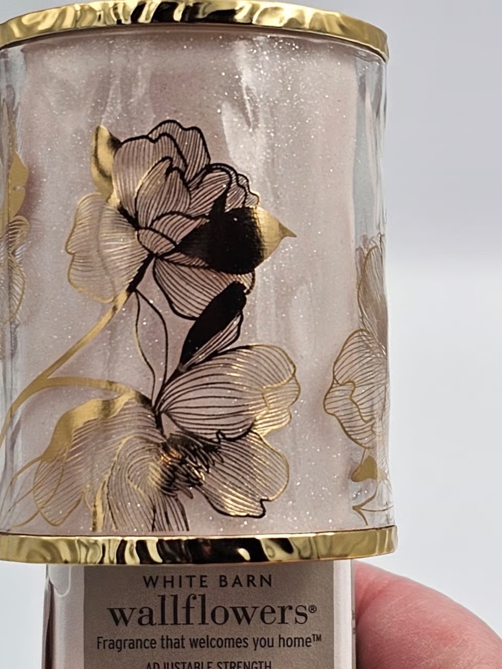 2 for $25 | Bath & Body Works Floral Wallflower Nightlight Plugs | NWT - Picture 14 of 15
